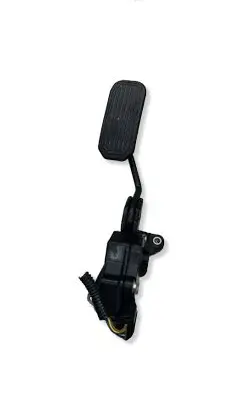Lexus RX 450H Accelerator throttle pedal 7811048050
