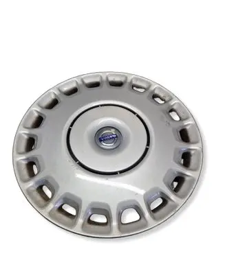 Volvo V60 R16 wheel hub/cap/trim 30760330 D38ME