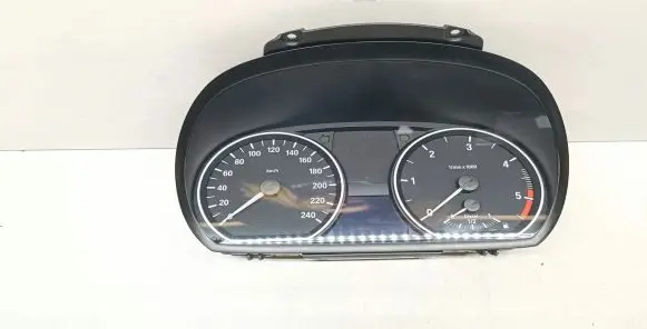 BMW 1 E81 E87 Speedometer (instrument cluster) 9166821