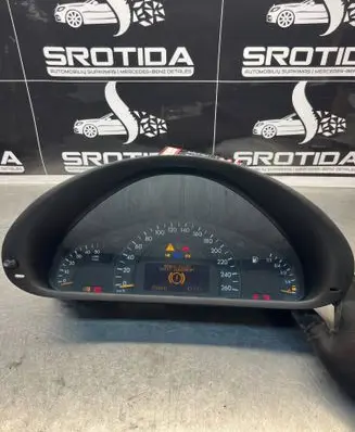 Mercedes-Benz C W203 Speedometer (instrument cluster) A2035401447