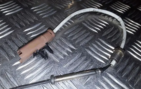 Jaguar XF Exhaust gas temperature sensor GX7312B591BA
