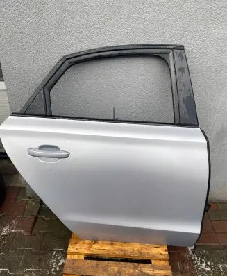 Audi A8 S8 D4 4H Rear door