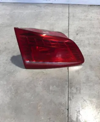 Volkswagen PASSAT B7 Tailgate rear/tail lights 3AF945307