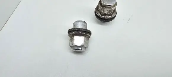 Lexus RX 450H Nuts/bolts 