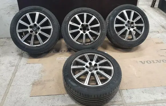 Ford Galaxy R17 alloy rim 8M2J1007AA 7JX17EH2