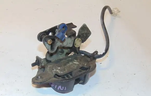 Tailgate/trunk/boot lock/catch/latch