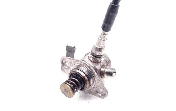 Hyundai Elantra Fuel injection high pressure pump 35320-2E100 0261520312