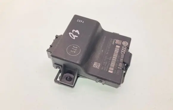 Audi Q3 8U Gateway control module 8U0907468Q 8U0907468G 2840652912300