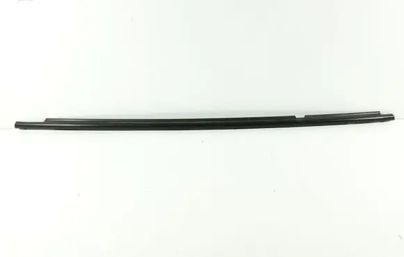 Toyota Verso Rubber seal rear door window/glass 