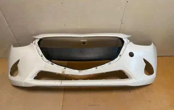 Mazda 2 Front bumper KE090