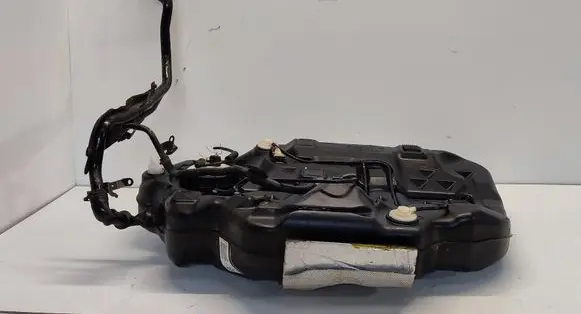 Mazda 3 Fuel tank B45A42110