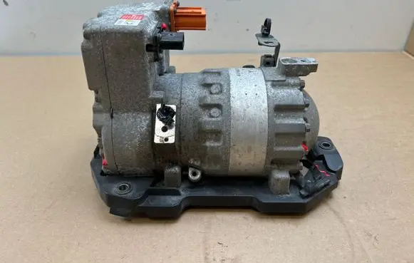 Skoda Enyaq iV Air conditioning (A/C) compressor (pump) 1EA816551F 1EA816579B