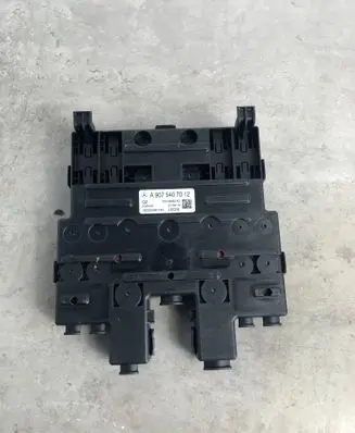 Mercedes-Benz Sprinter W907 W910 Fuse module A9075407012 18D239GB1060 P00169893AD