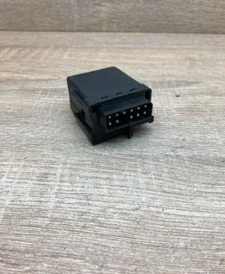 BMW 5 E39 Glow plug pre-heat relay 2246919 72RB510