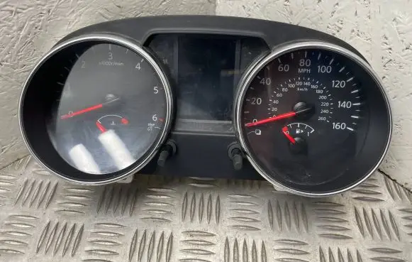 Nissan Qashqai Speedometer (instrument cluster) 24810BR51A