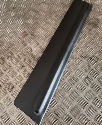 KIA Sorento Rear door trim (molding) 877332P000