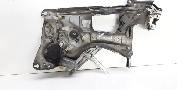 Rear door window regulator with motor