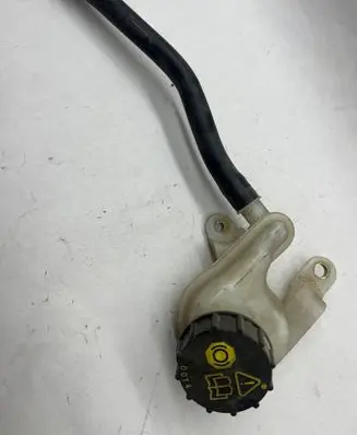 Ford B-MAX Brake fluid reservoir 8U512K478