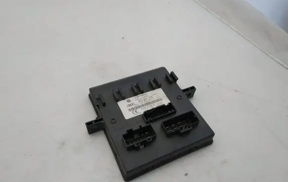 Audi A6 S6 C6 4F Central body control module 4F0907279