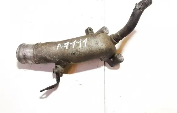 Toyota Avensis Verso Engine coolant pipe/hose