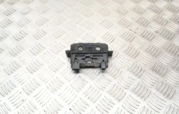 Toyota Avensis T250 Seat heating switch 453417 2L69 417