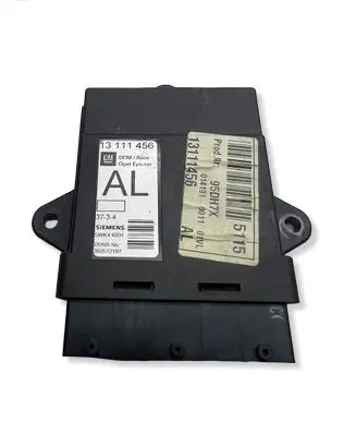 Opel Vectra C Door control unit/module 13111456 360572197 5WK46001