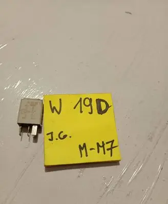 Volkswagen Golf V Other relay 1K0951253