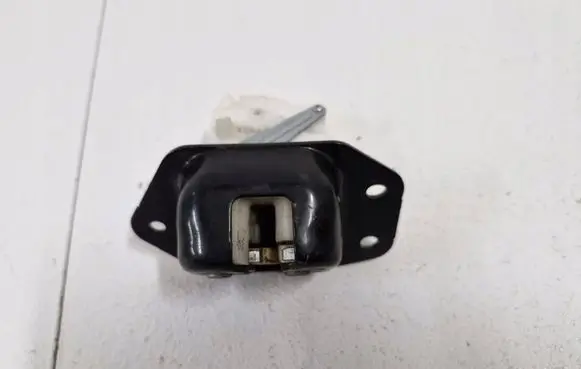 Infiniti EX Tailgate/trunk/boot lock/catch/latch