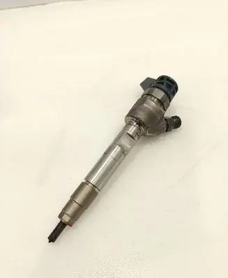 Mini Cooper Countryman R60 Fuel injector 8514146 8ZZL6 0445110613