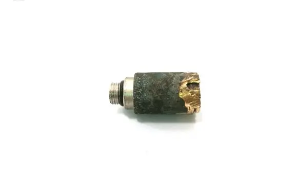 Volkswagen Touareg I Air suspension valve block 