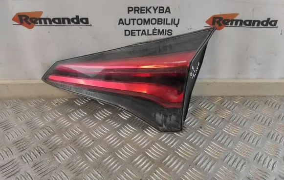 Toyota RAV 4 (XA40) Tailgate rear/tail lights 8158042030