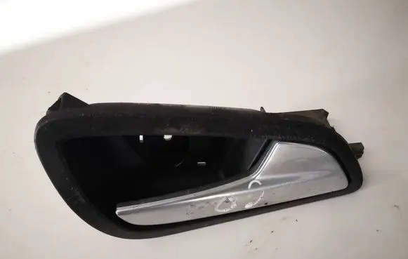 Ford Focus Rear door interior handle am51u22600bew am51-u22600-bew
