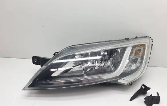 Opel Movano C Headlight/headlamp 