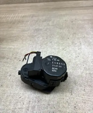 BMW 7 E65 E66 Air flap motor/actuator 6935082 B3254