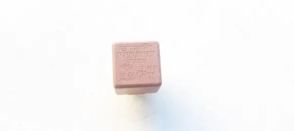 Renault Megane I Other relay 7700810929