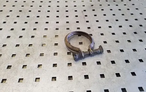 Mini Cooper Countryman R60 Muffler pipe connector clamp 