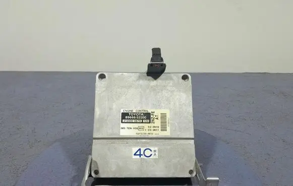 Toyota Yaris Verso Engine control unit/module ECU 89666-52200