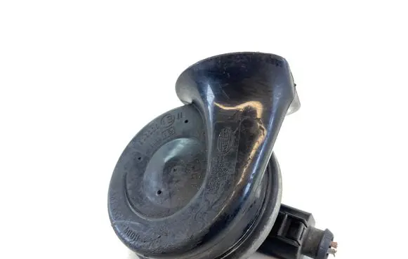 Volkswagen PASSAT B6 Horn signal 3C0951223