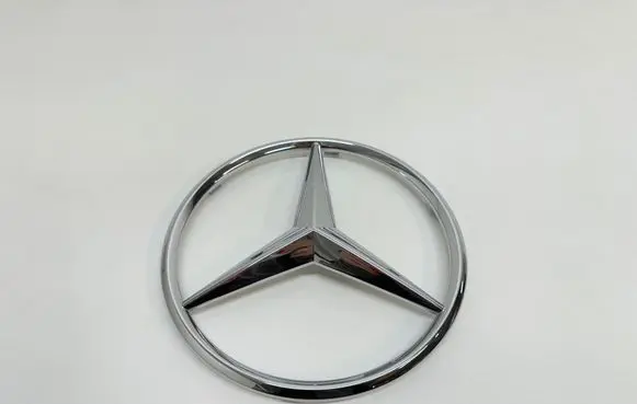Mercedes-Benz GLC C253 Manufacturer badge logo/emblem A0008172116