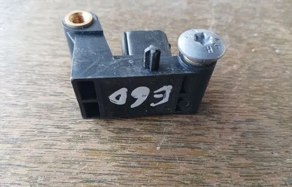 BMW 5 E60 E61 Airbag deployment crash/impact sensor 6977398 6577000697 250106