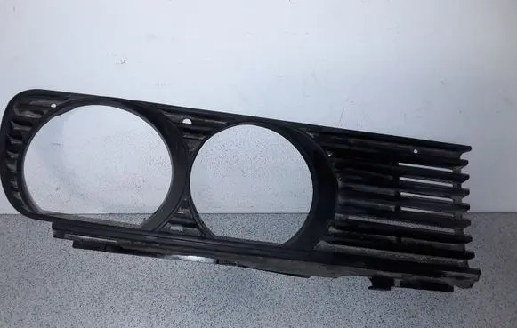 BMW 3 E30 Under headlight/headlamp trim 1876091
