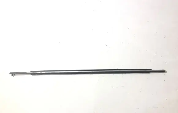 Toyota Avensis T250 Rubber seal front door window/glass 