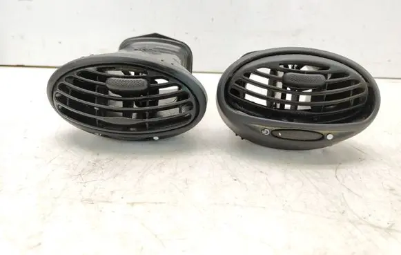 Ford Focus Dashboard side air vent grill/cover trim 98AB19893AKW 98AB19893BJW