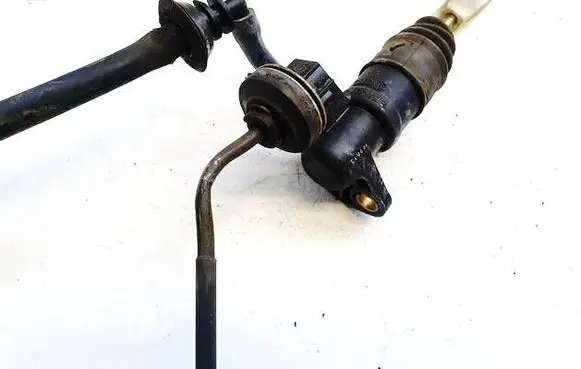 Audi A4 S4 B5 8D Clutch master cylinder 8e1721401