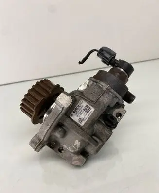 Ford Focus Fuel injection high pressure pump 0445010781 9818034380