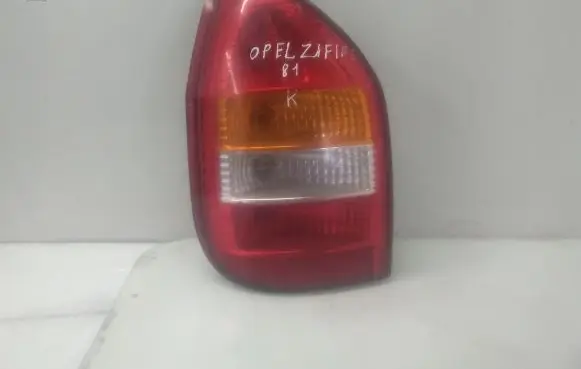 Opel Zafira A Rear/tail lights 62280