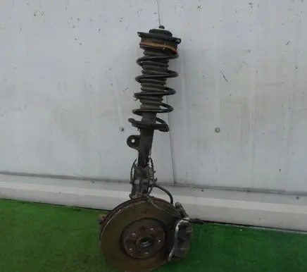 Jeep Renegade Front wheel hub spindle knuckle 00521045020
