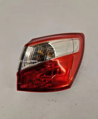 Nissan Qashqai Rear/tail lights 89503244