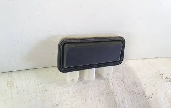 Mercedes-Benz E C207 W207 Tailgate/trunk/boot exterior handle 2218702410