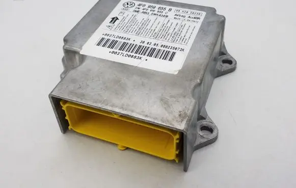 Audi A6 S6 C5 4B Airbag control unit/module 4F0959655B 4F0910655C 5WK43416